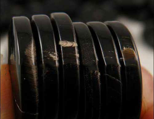 高级西装定制纽扣之牛骨扣